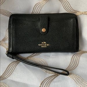 COACH Wallet/Wristlet with phone insert